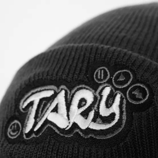 Zimní čepice Tary Jumping Black