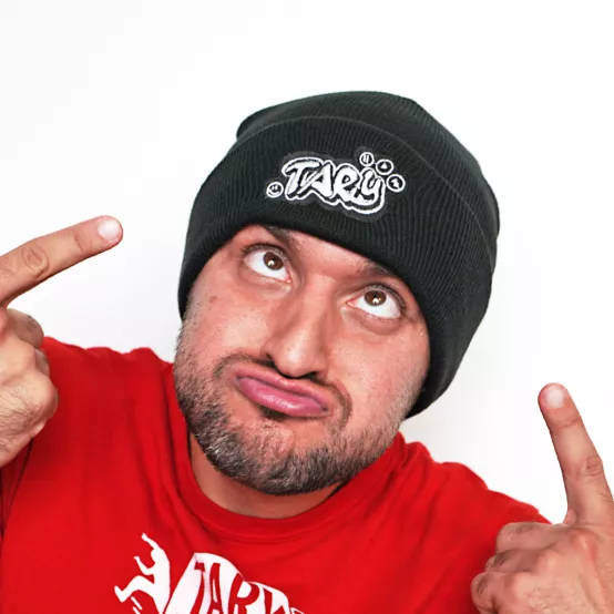 Zimní čepice Tary Jumping Black