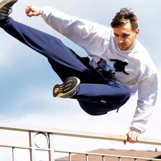 Plakát Tary Speed Vault