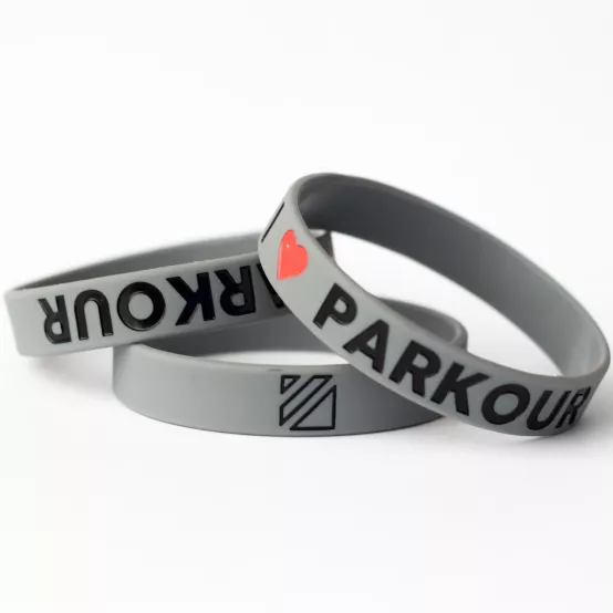 Náramek Miluju Parkour Šedý