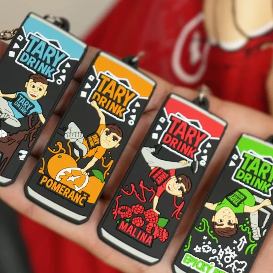 Přívěsek na klíče Plechovka Tary Drink Pomeranč