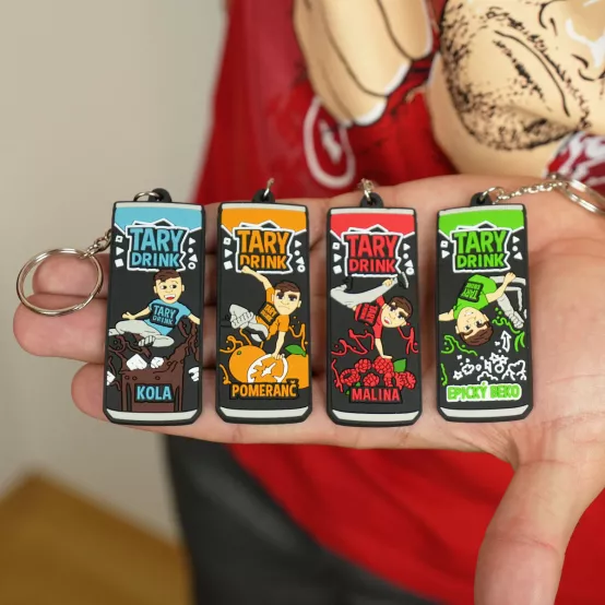 Přívěsek na klíče Plechovka Tary Drink Malina