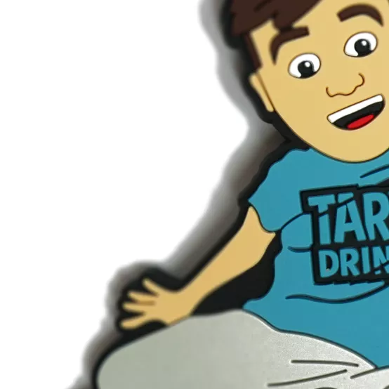 Přívěsek na klíče Postavička Tary Drink Kola