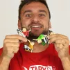Přívěsek na klíče Postavička Tary Drink Kola