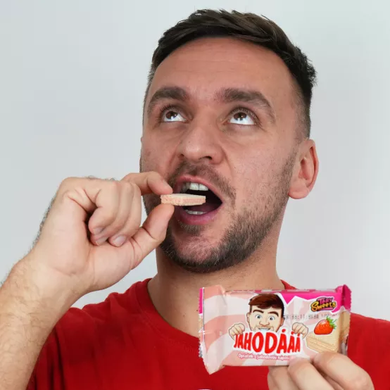 Jahodové oplatky Tary Sweets, 40g – Karton (24 ks)