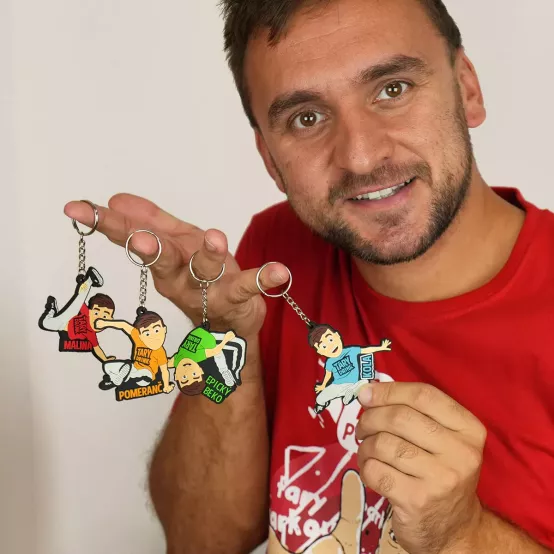 Přívěsek na klíče Postavička Tary Drink Epický beko