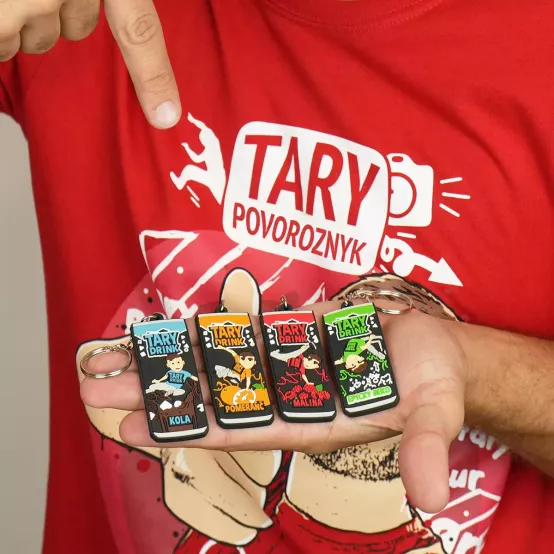Přívěsek na klíče Plechovka Tary Drink Malina
